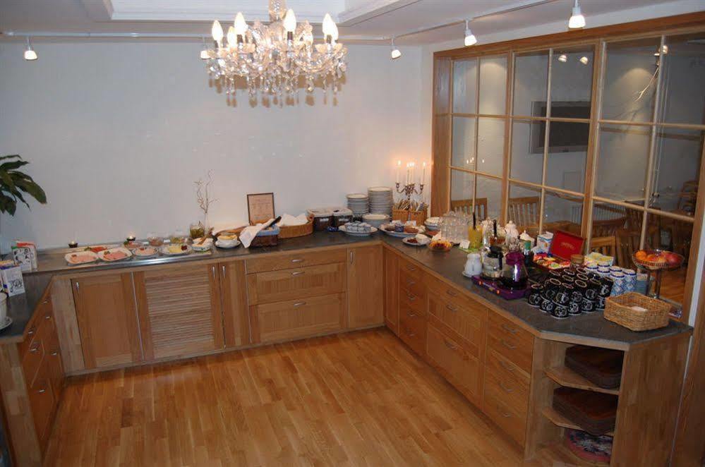 Lindgarden Hotel 3*